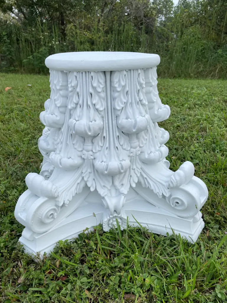Column Capital 54